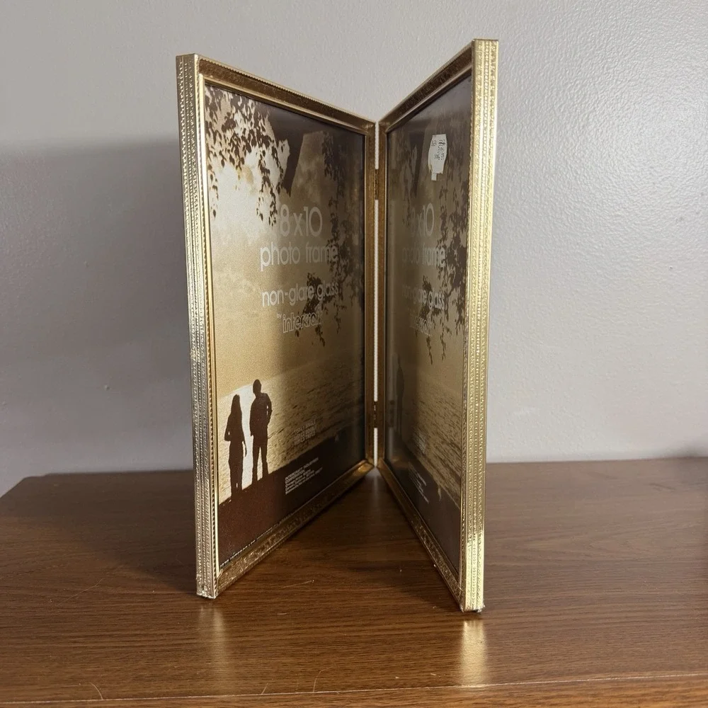 Vintage Intercraft Gold Tone Metal Double Hinged 8x10 Picture Frame Bi Fold